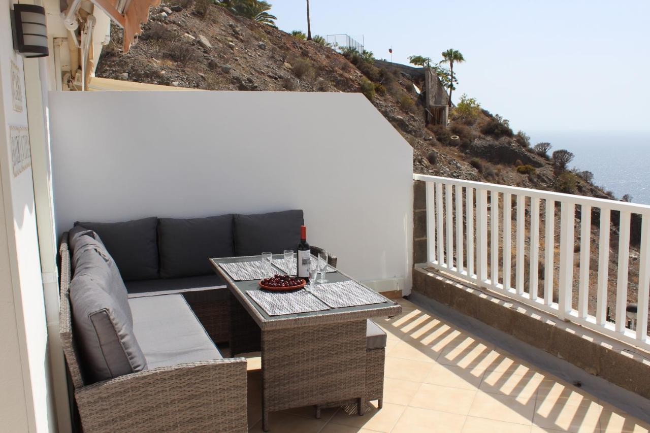 Casa Romantica De Balcon De Амадорес Екстериор снимка