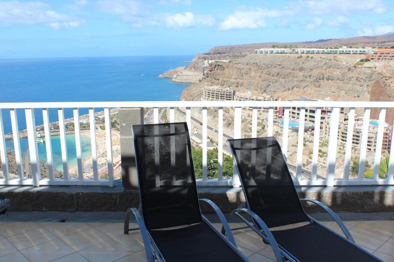 Casa Romantica De Balcon De Амадорес Екстериор снимка